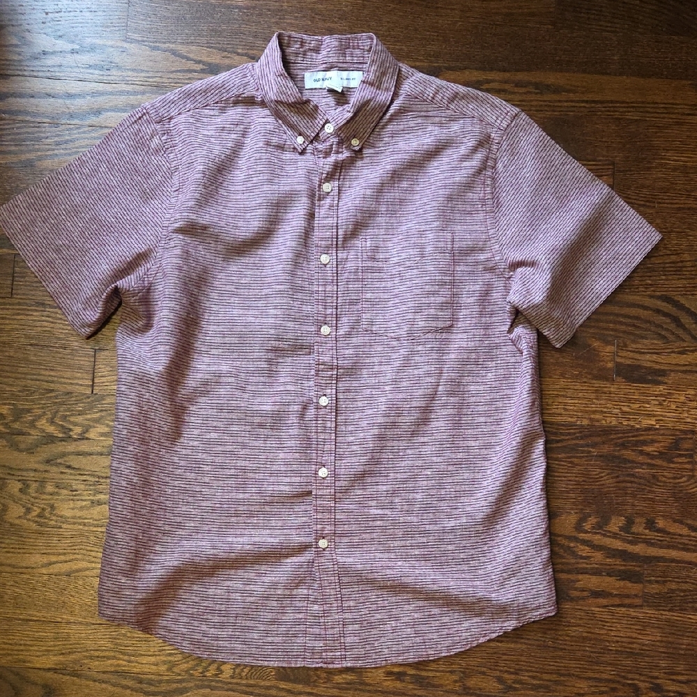 Old Navy Men's MAROON Striped Button Down Shirt